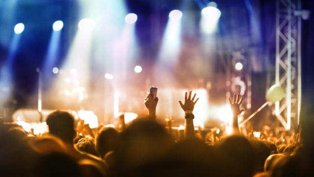 In Clubs neuerdings der Renner: Wasser in der Dose.