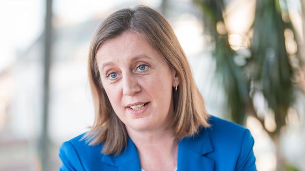 Eibinger-Miedl ist nicht optimistisch, dass Einsparungen reichen werden