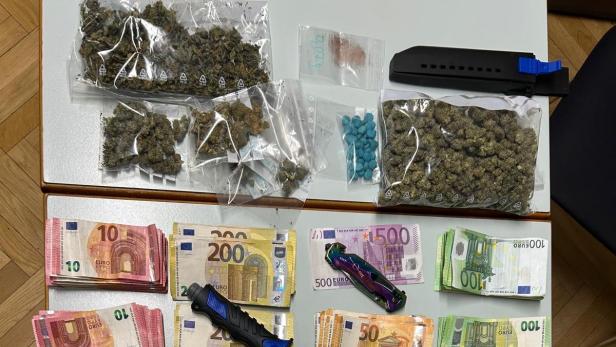 Drogenfund im Burgenland Bargeld, Messer, Faustfeuerwaffen, Cannabis und Extasy