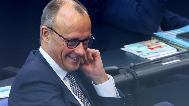 Extraordinary session of the outgoing lower house of parliament, the Bundestag, in Berlin Merz' Plan geht auf: Deutscher Bundesrat stimmt für Lockerung der Schuldenbremse