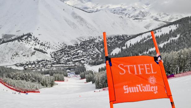 Alpine Skiing: FIS Ski World Cup Finals Wetterchaos beim Weltcupfinale: Keine Abfahrts-Kugel für ÖSV-Ass Hütter