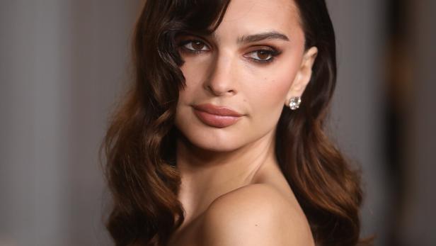 Emily Ratajkowski Emily Ratajkowski