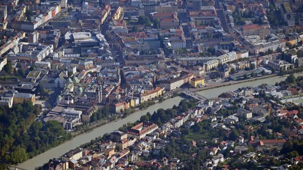 Im dicht verbauten Innsbruck sind Baugründe heiß begehrt, liegen aber oft auch brach