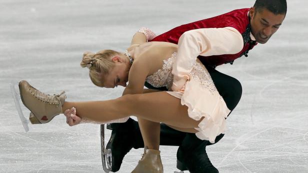 Perfektes Karriere-Ende: Aliona Savchenko und Robin Szolkowy werden in Japan Weltmeister.