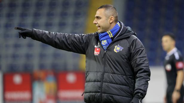 SOCCER - 2. Liga, St.Poelten vs Vienna Trainer Tanrivermis wartet beim SKN noch auf einen neuen Vertrag