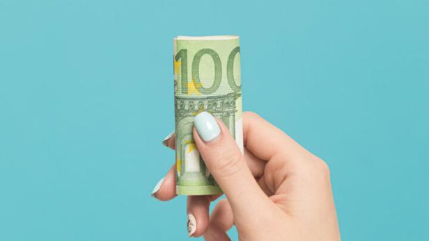 Euro Money. euro cash background. Euro Money Banknotes Geld ist eine Altersfrage: Über verlorene Jahre und Spaß am Sparen