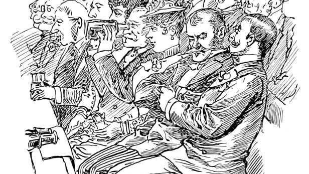 Illustration von Konzertbesucherinnen und -besuchern. So wie sie zur Jahrhundertwende ausgesehen haben. Mit Hut, Smoking, Operngläsern und opulenten Schnurrbärten.