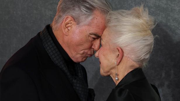 Pierce Brosnan und Helen Mirren Pierce Brosnan und Helen Mirren