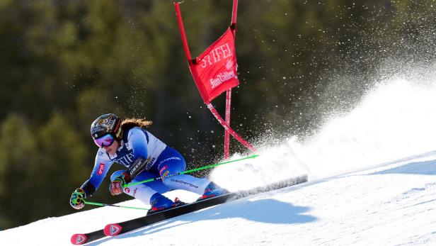 Alpine Skiing: FIS Ski World Cup Finals Schock vor der Olympia-Saison: Ski-Star Brignone erlitt mehrere Brüche
