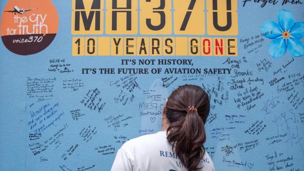 Malaysia Airlines flight MH370 remembrance event marking the 10th anniversary of its disappearance 11 Jahre vermisst: Suche nach Flug MH370 vorerst eingestellt