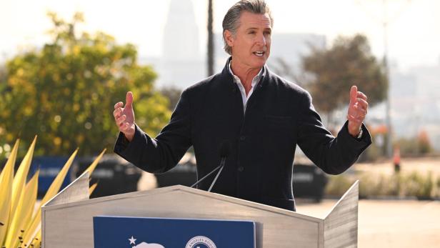 FILES-US-CALIFORNIA-POLITICS-TARIFFS-TRADE-DIPLOMACY Kalifornien verweigert Trumps Zölle, Republikaner warnt vor "politischem Blutbad"