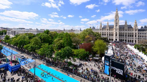 LEICHTATHLETIK: 41. VIENNA CITY MARATHON (VCM) Der Zielbereich auf dem Ring