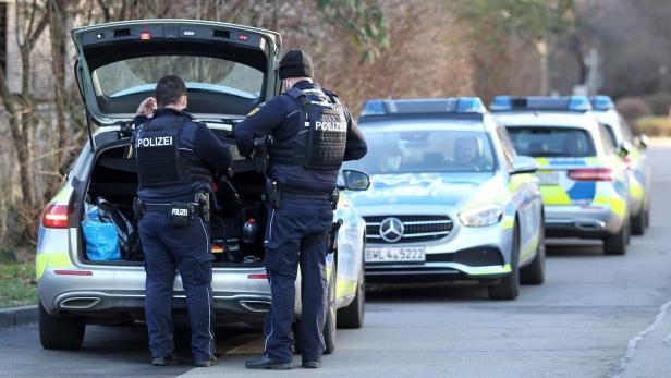 Drei Tote im Westerwald: Suche nach Tätern läuft