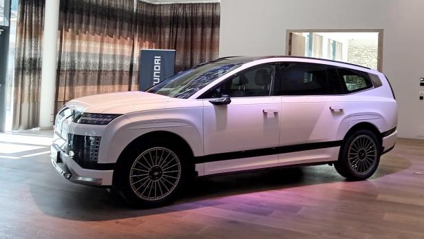 Ioniq 9: Neues Elektro-Flaggschiff mit Platz für sieben