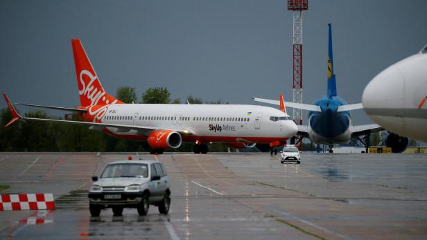 Ein Flugzeug der ukrainischen Fluggesellschaft SkyUp.