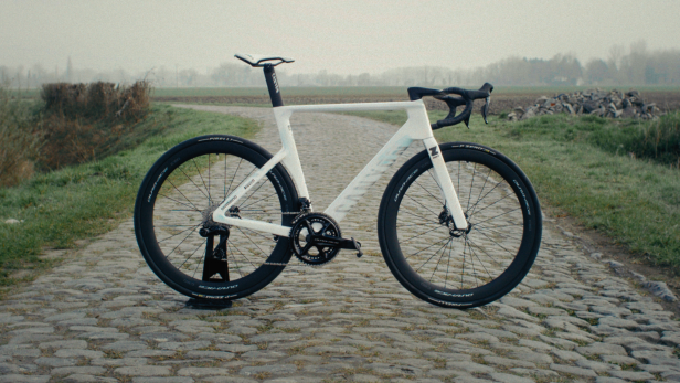 Paris-Roubaix: Das Rad von Mathieu van der Poel kann man schon kaufen