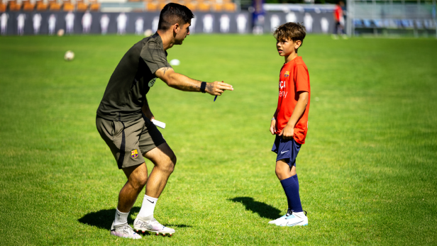 Ein Platz im Barça-Sommercamp zu gewinnen (von 6 bis 16 Jahre)