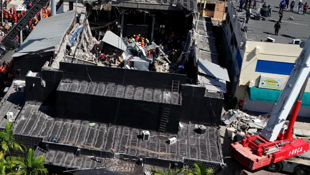 A drone view shows a site of the collapsed Jet Set nightclub in Santo Domingo Eine Drohnenaufnahme zeigt den Ort des eingestürzten Jet Set Nachtclubs in Santo Domingo, Dominikanische Republik