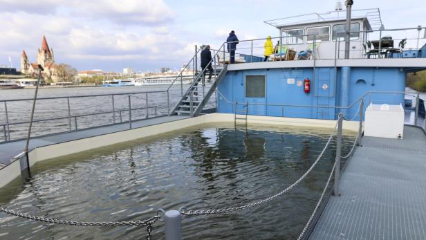 ++ HANDOUT ++ ERÖFFNUNG "LIFE-BOAT4STURGEON - MS NEGRELLI ALS SCHWIMMENDE AUFZUCHTSTATION FÜR DONAUSTÖRE" Fische statt Steine: Aufzuchtstation für Störe auf Donau-Schiff eröffnet