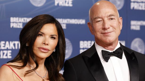 Jeff Bezos und Lauren Sánchez Jeff Bezos und Lauren Sánchez