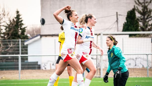 46-214463239 Die Rapid-Frauen spielen um den ersten Titel, die Relegation wartet