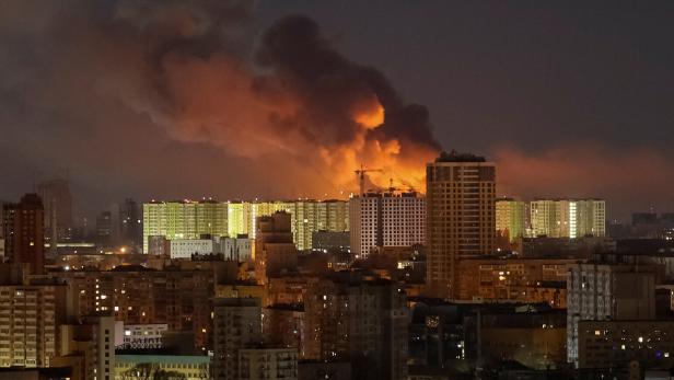 Russian drone strike in Kyiv Russland soll in der Nacht mit 88 Drohnen die Ukraine angegriffen haben.