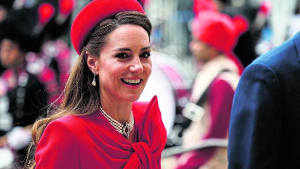 BRITAIN-COMMONWEALTH-POLITICS-CEREMONY-TRIBUTE-ROYALS BRITAIN-COMMONWEALTH-POLITICS-CEREMONY-TRIBUTE-ROYALS