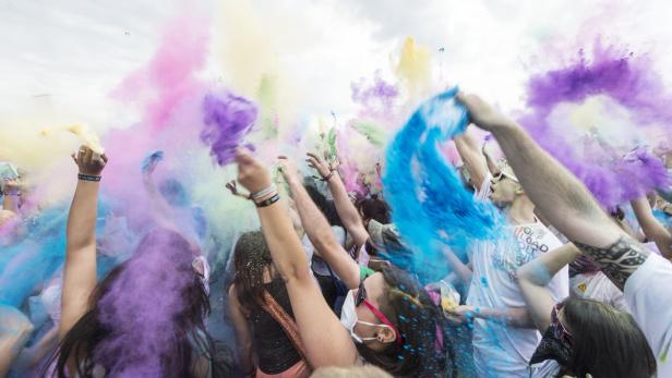 Holi Festival: Im Rausch der Farben