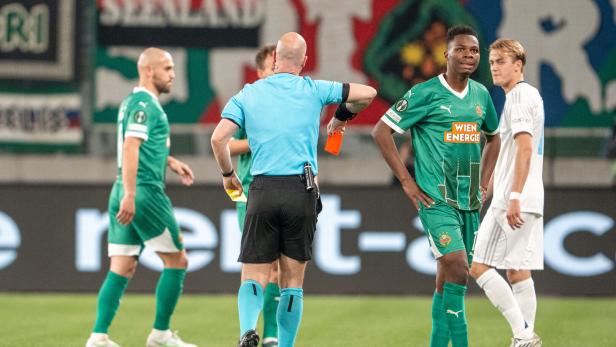 Star-Schiedsrichter Taylor war beim Rapid-Aus wieder ein Aufreger