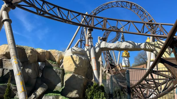 Die neue Achterbahn Helios in Fantasiana wurde gestoppt.