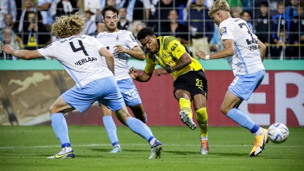 1860 München in einem Spiel gegen Dortumund