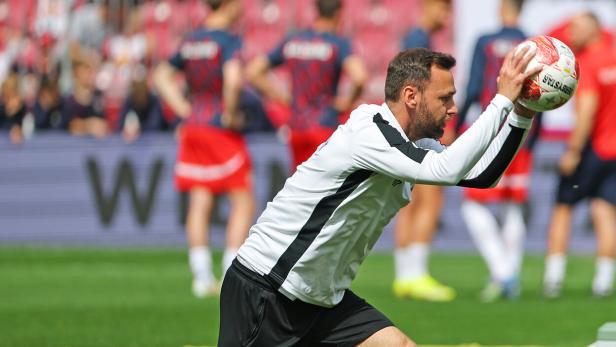 Immer am Ball: Sturms Co-Trainer Michael Madl