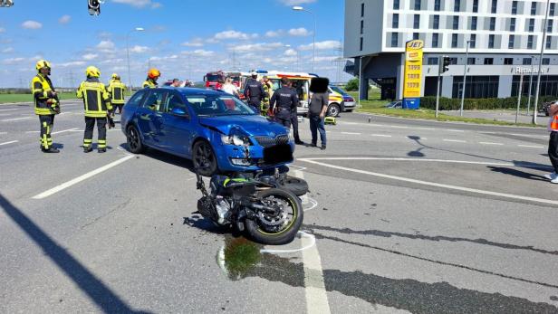 46-214688834 Unfall am Karsamstag bei Parndorf