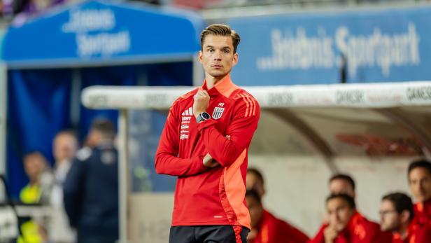 Premiere: Der 31-jährige Maximilian Ritscher stand beim LASK an der Seitenlinie Premiere: Der 31-jährige Maximilian Ritscher stand beim LASK an der Seitenlinie