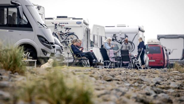 Camping in Zeeland during Easter Ein Campingplatz
