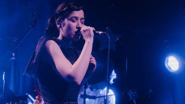 Oska im Konzerthaus: Dream-Pop vor selbst gebastelten Sternen