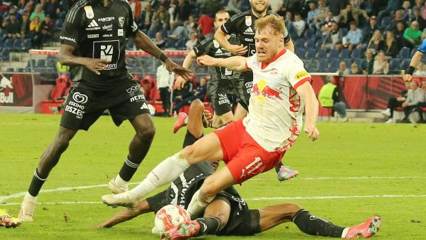 FUSSBALL-BUNDESLIGA: ADMIRAL BUNDESLIGA / MEISTERGRUPPE / 5. RUNDE: RED BULL SALZBURG - RZ PELLETS WAC
