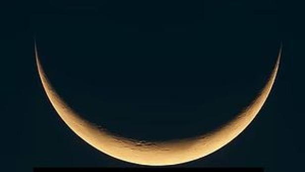 Venus, Saturn und Mond bilden Smiley Gesicht am Himmel. Venus, Saturn und Mond bilden Smiley Gesicht am Himmel.