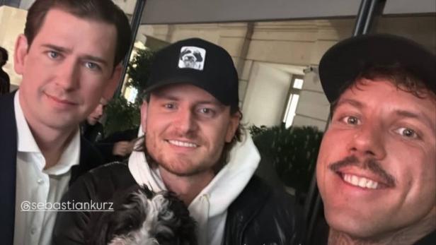 Christian Wolf macht mit Ex-Kanzler Sebastian Kurz ein Selfie