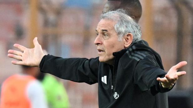 FBL-CAF-C1-AHLY-MAMELODI Nach Aus im Semifinale: Ex-ÖFB-Teamchef Koller mit Flaschen beworfen