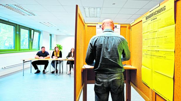 ++ THEMENBILD ++ WIEN-WAHL: FOTOTERMIN "VORBEREITUNGEN IM WAHLLOKAL"