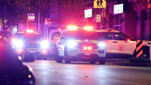 Auto rast in Straßenfest: Mehrere Tote in Vancouver