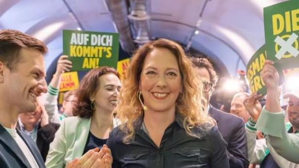 Grünen-Spitzenkandidatin Judith Pühringer gibt sich auf Social Media besonders nahbar Grünen-Spitzenkandidatin Judith Pühringer gibt sich auf Social Media besonders Nahbar