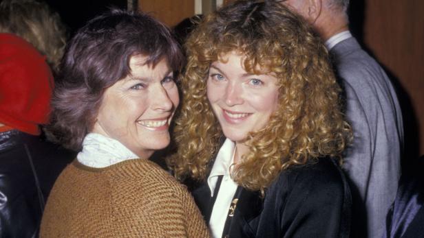 Priscilla Pointer und Amy Irving