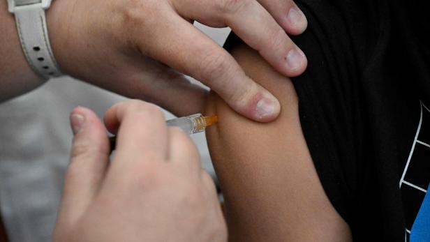 FRANCE-HEALTH-VACCINATION-HPV-PAPILLOMAVIRUS-EDUCATION