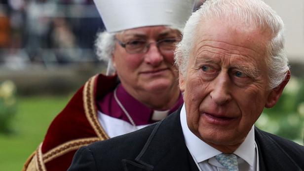 König Charles III. König Charles III.