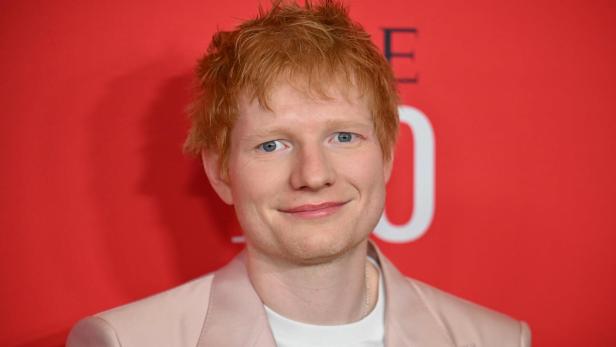 Ed Sheeran veröffentlicht sein neues Album Play 2025