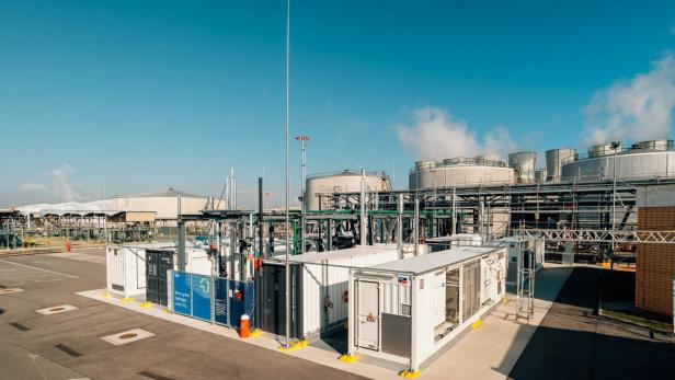 OMV-Elektrolyseanlage zur Herstellung grünen Wasserstoffs in der Raffinerie Schwechat OMV-Elektrolyseanlage zur Herstellung grünen Wasserstoffs in der Raffinerie Schwechat