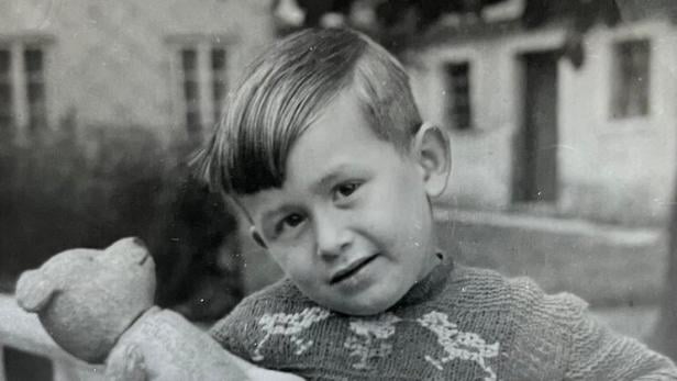 Kriegsende Sarah