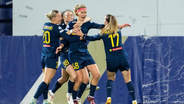FUSSBALL/FRAUEN/CHAMPIONS LEAGUE/GRUPPE D/2. RUNDE: SPUSU SKN ST. PÖLTEN RUSH - MANCHESTER CITY
